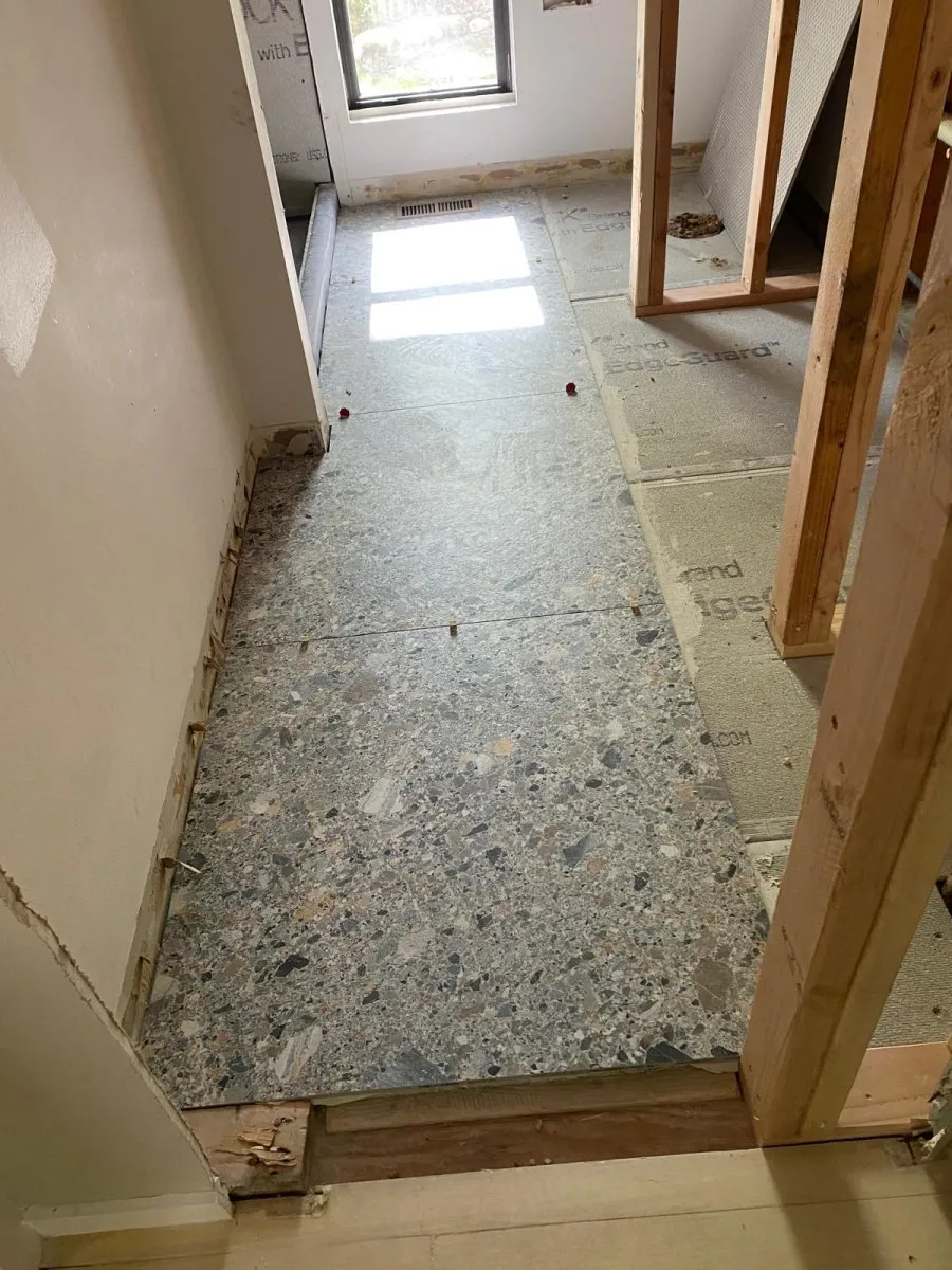 Instalación de Azulejos y Pisos — proyecto 6, Long Island NY